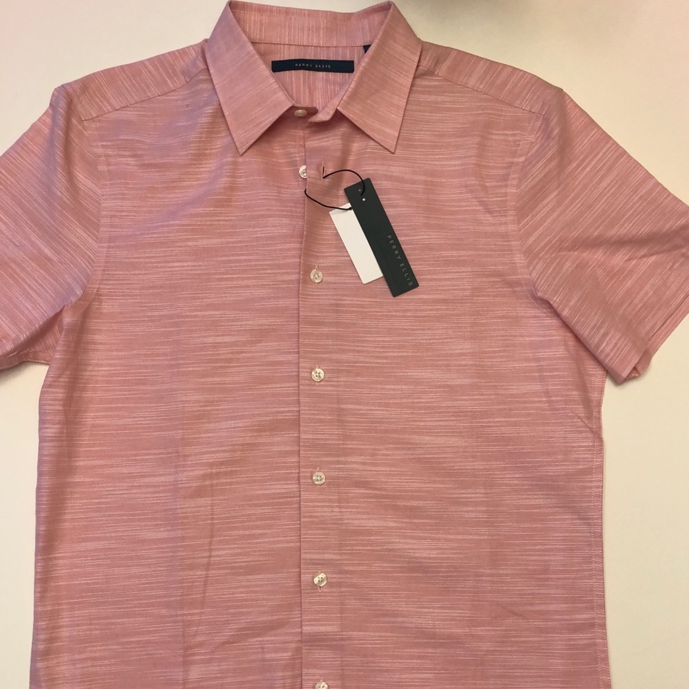 Perry Ellis Men’s short sleeve shirt